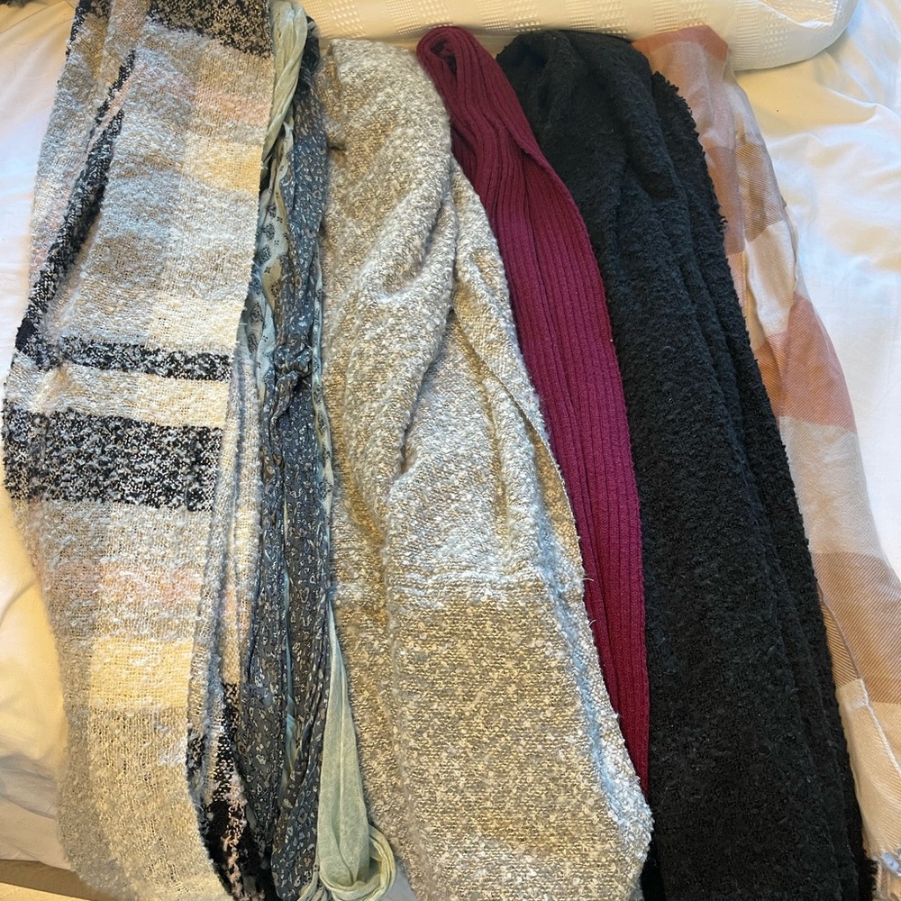 6 scarf set!